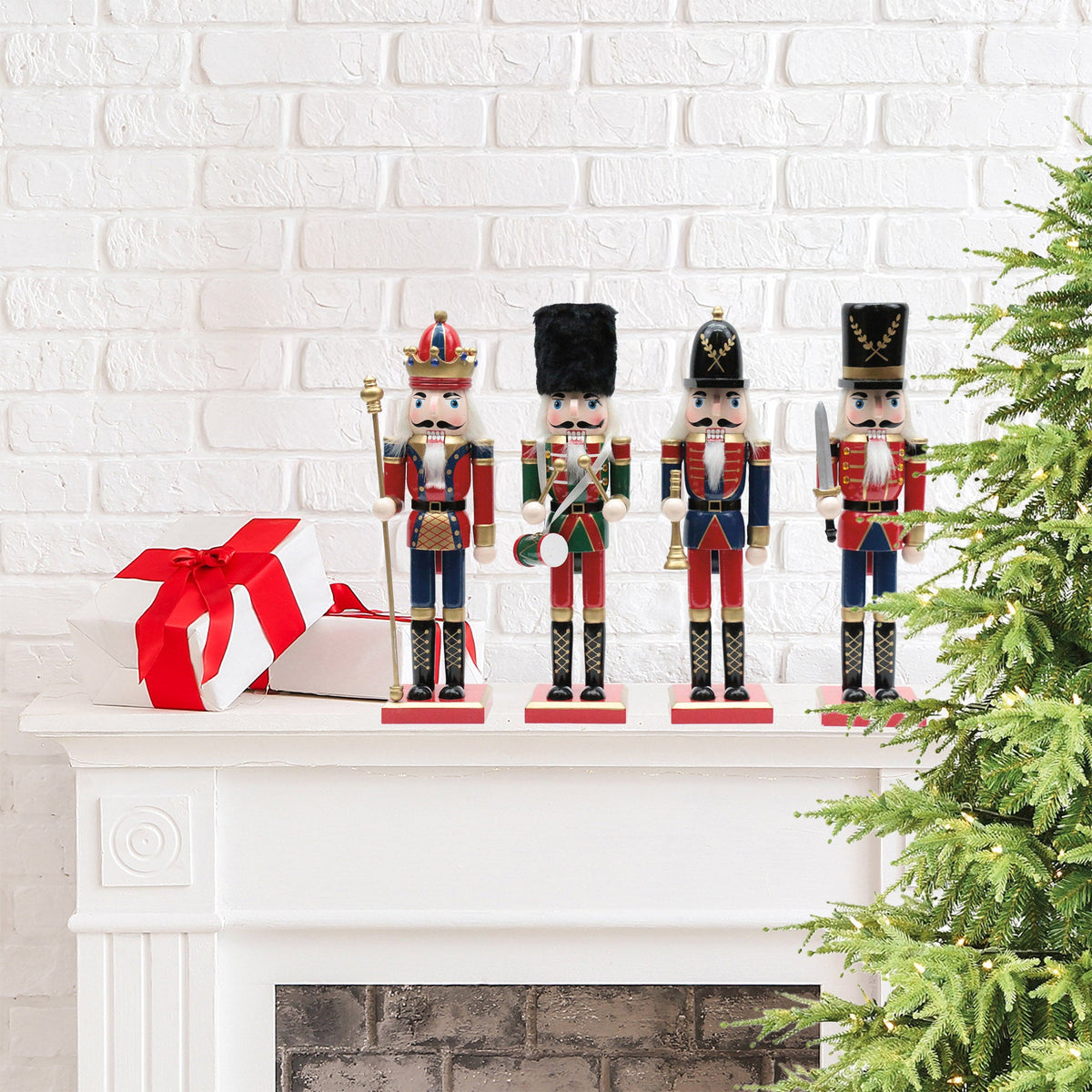 King and Guard Nutcrackers, Set of 4